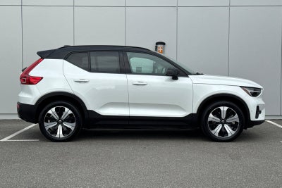 2023 Volvo XC40 Recharge Pure Electric Twin Plus