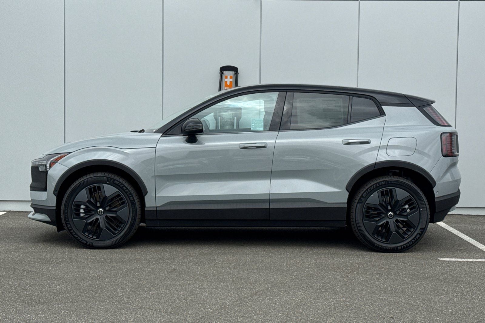 2026 Volvo EX30 Twin Motor Cross Country Ultra