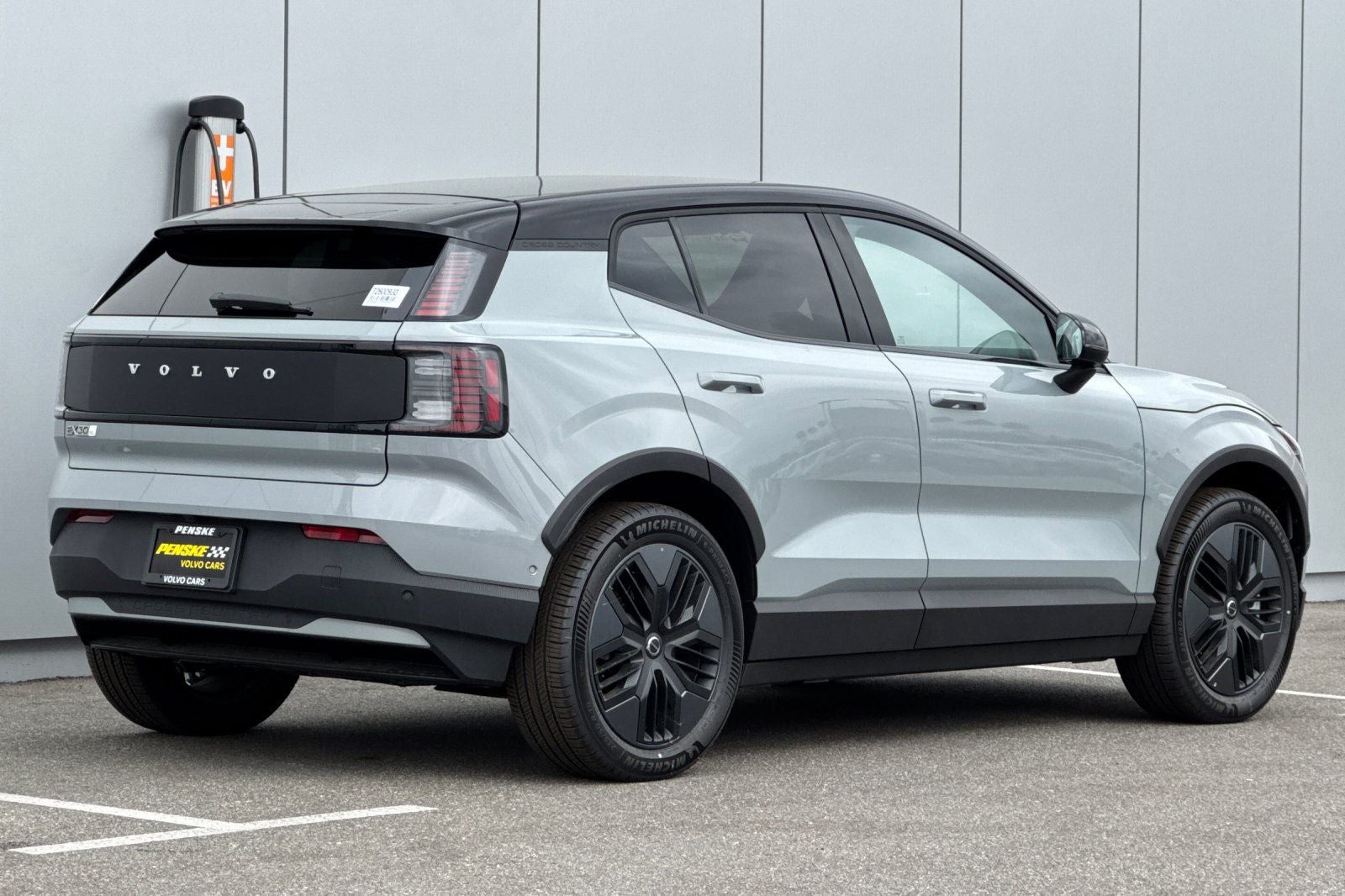 2026 Volvo EX30 Twin Motor Cross Country Ultra