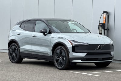2026 Volvo EX30 Twin Motor Cross Country Ultra