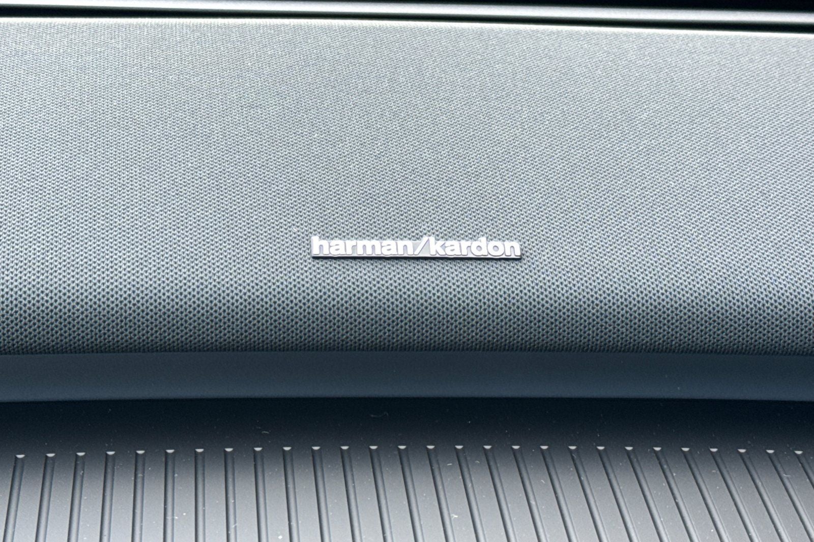 2026 Volvo EX30 Twin Motor Cross Country Ultra