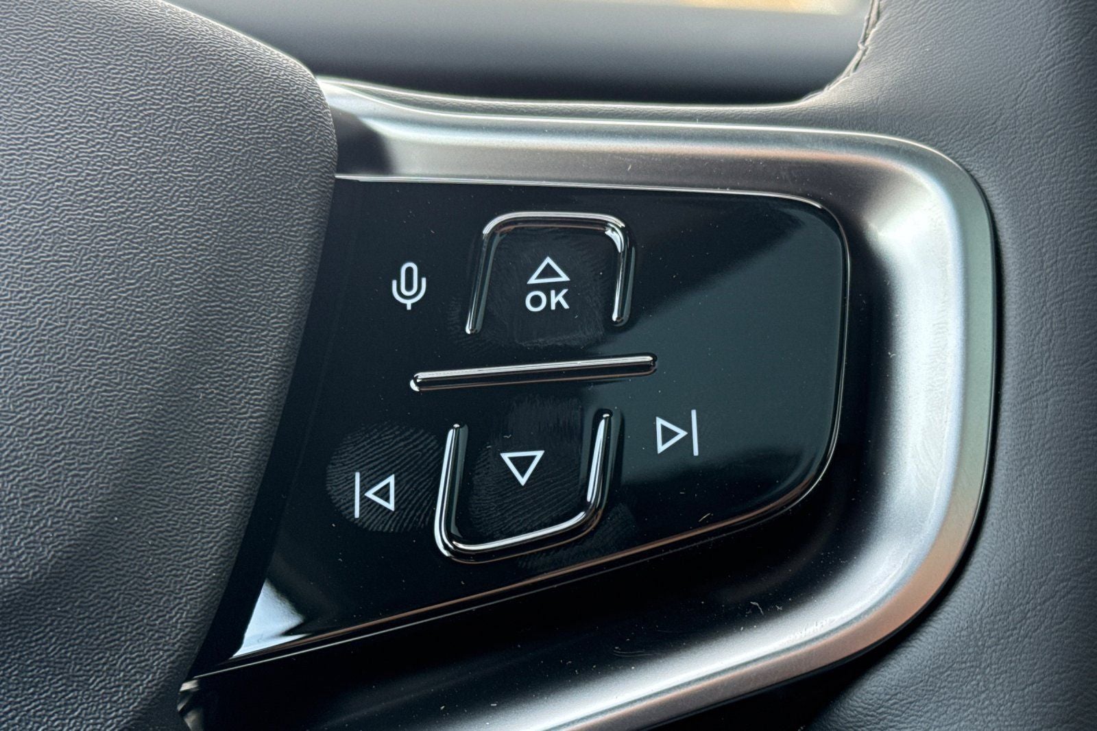 2026 Volvo EX30 Twin Motor Cross Country Ultra