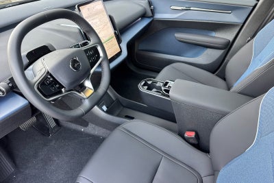 2026 Volvo EX30 Twin Motor Cross Country Ultra