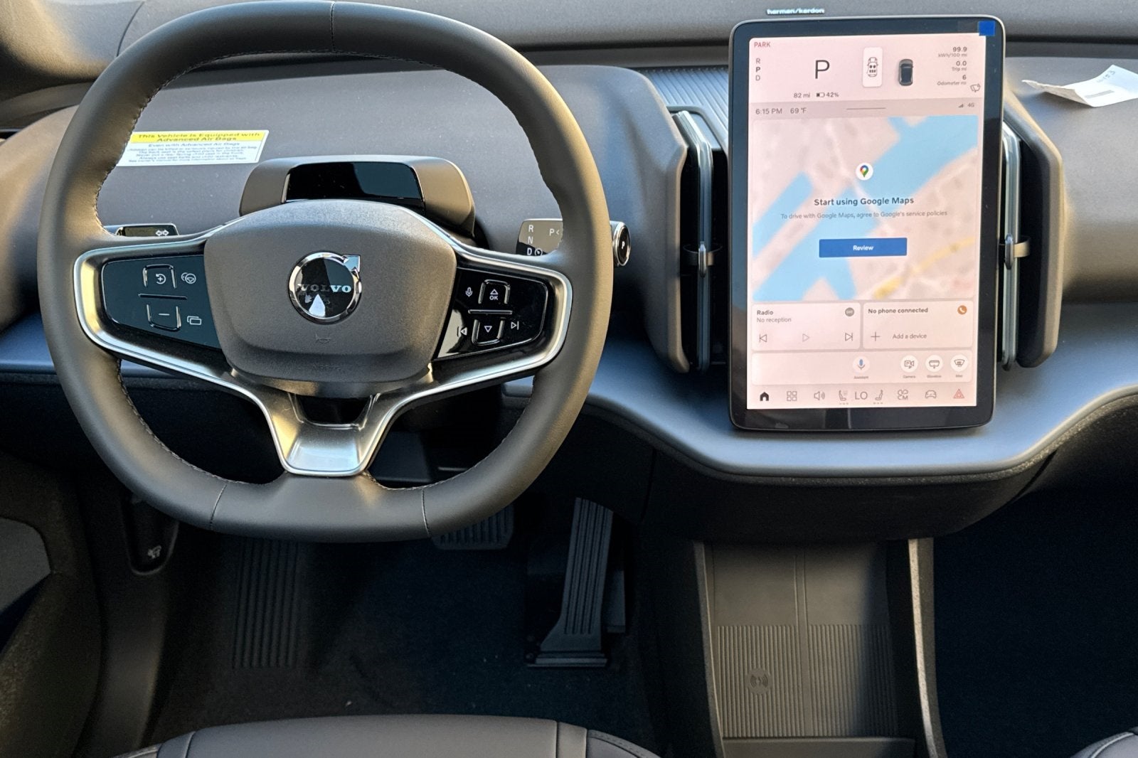 2026 Volvo EX30 Twin Motor Cross Country Ultra