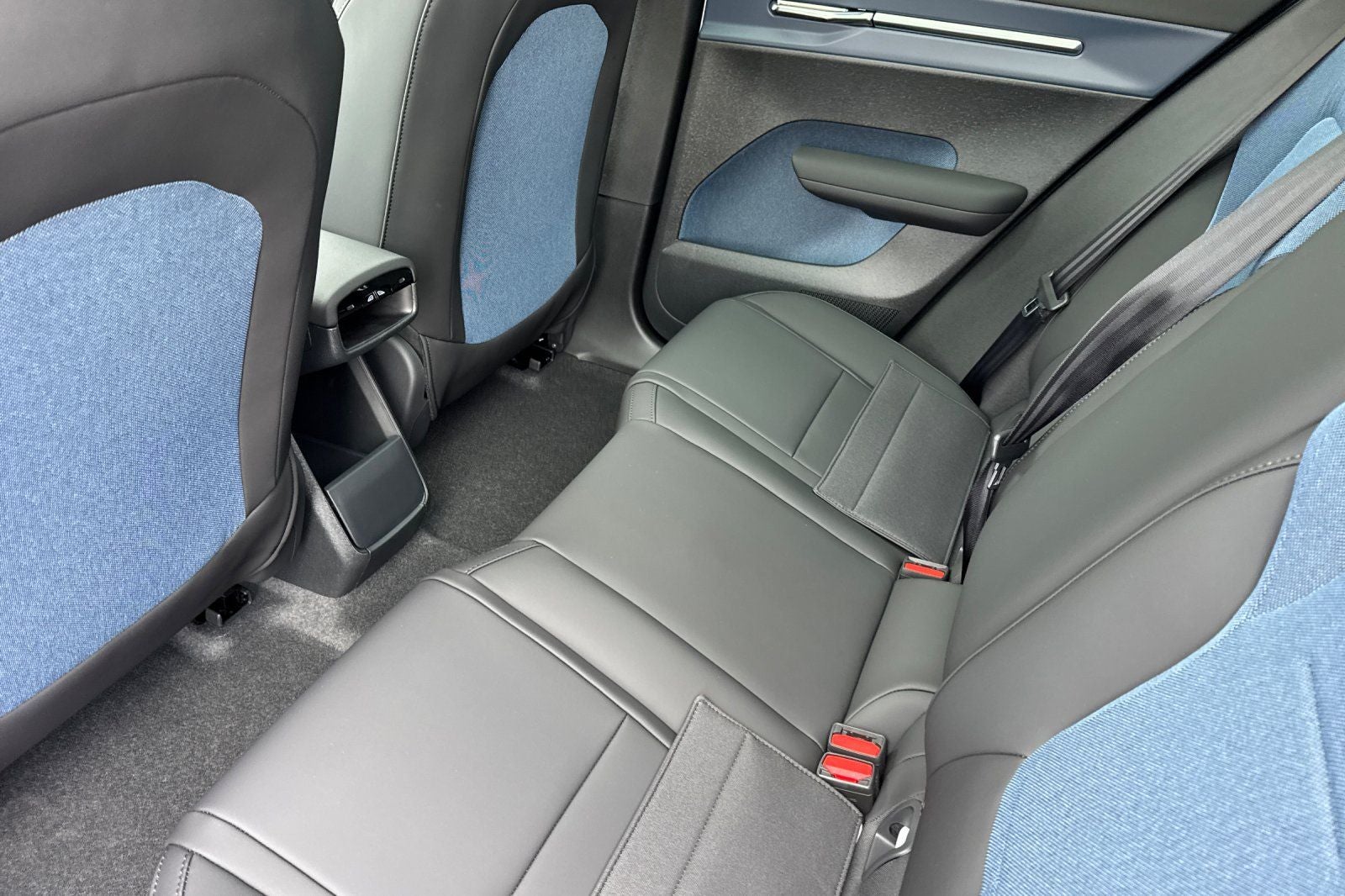 2026 Volvo EX30 Twin Motor Performance Plus