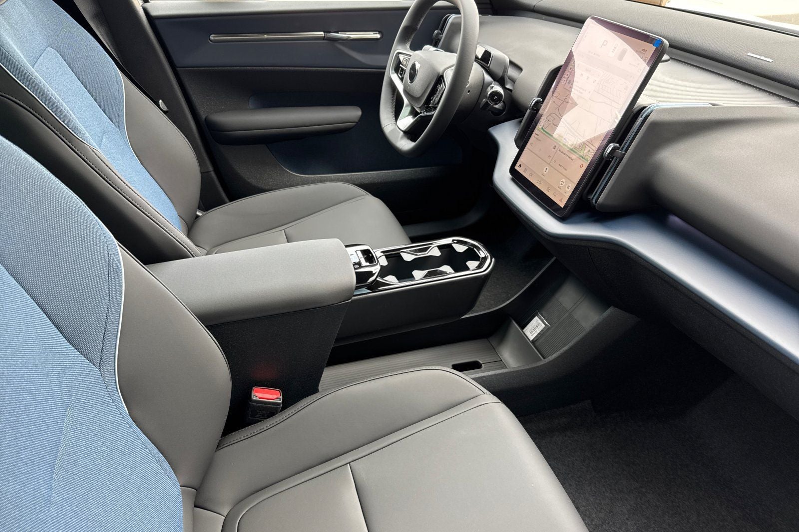 2026 Volvo EX30 Twin Motor Performance Plus