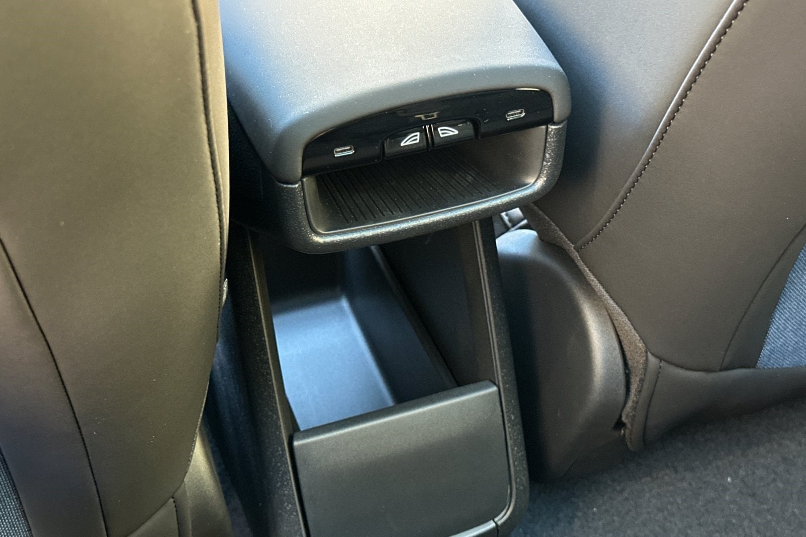 2025 Volvo EX30 Twin Motor Performance Plus