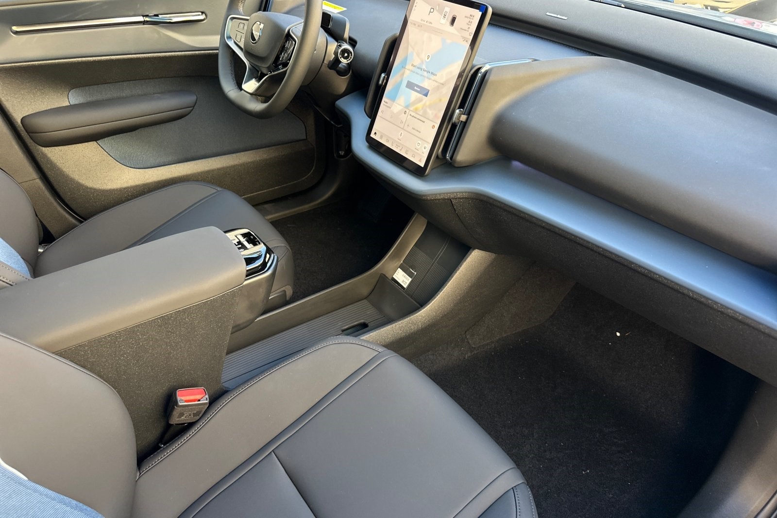 2025 Volvo EX30 Twin Motor Performance Plus