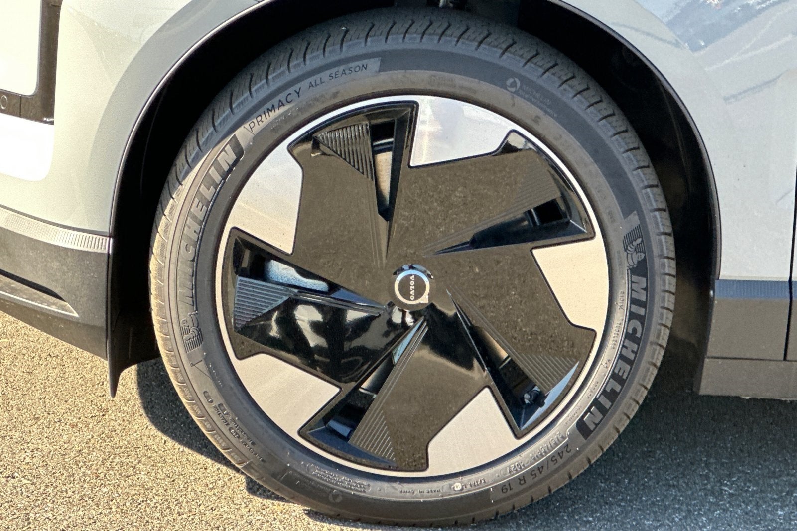 2025 Volvo EX30 Twin Motor Performance Plus