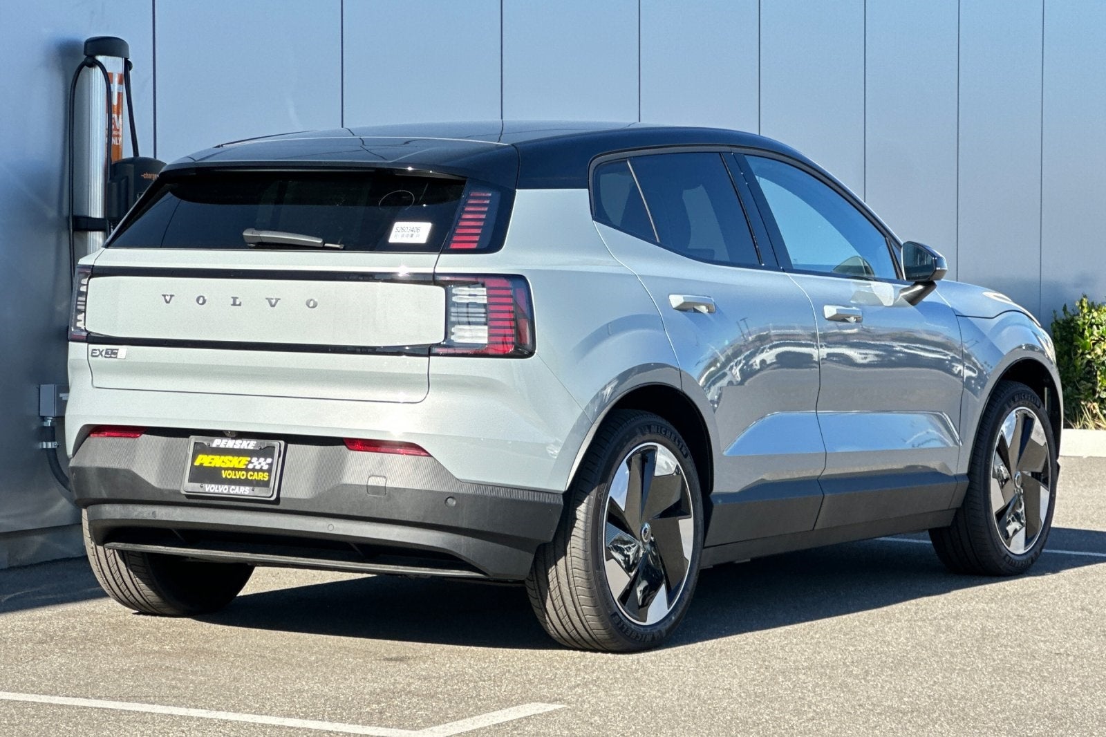 2025 Volvo EX30 Twin Motor Performance Plus