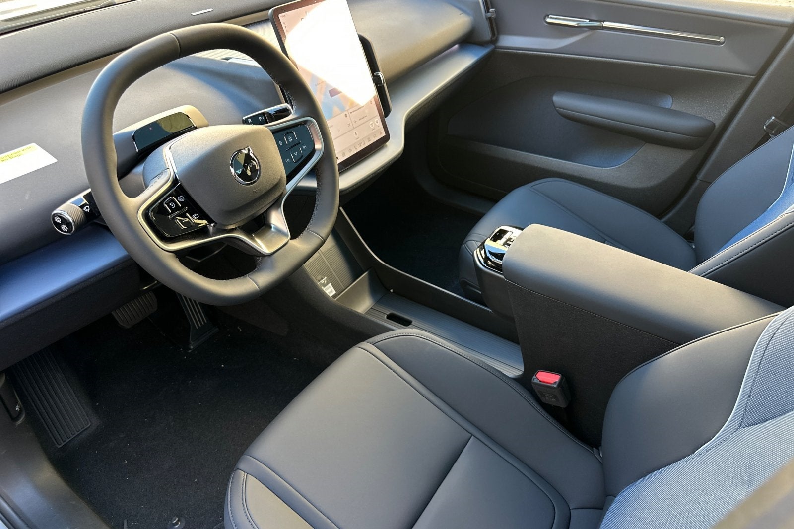 2025 Volvo EX30 Twin Motor Performance Plus