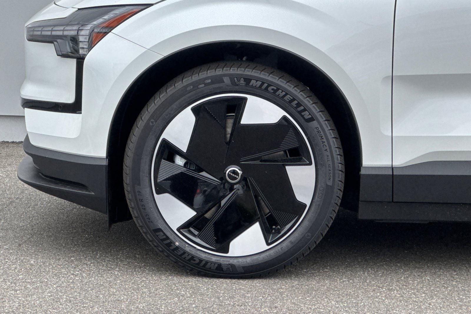 2026 Volvo EX30 Twin Motor Performance Plus