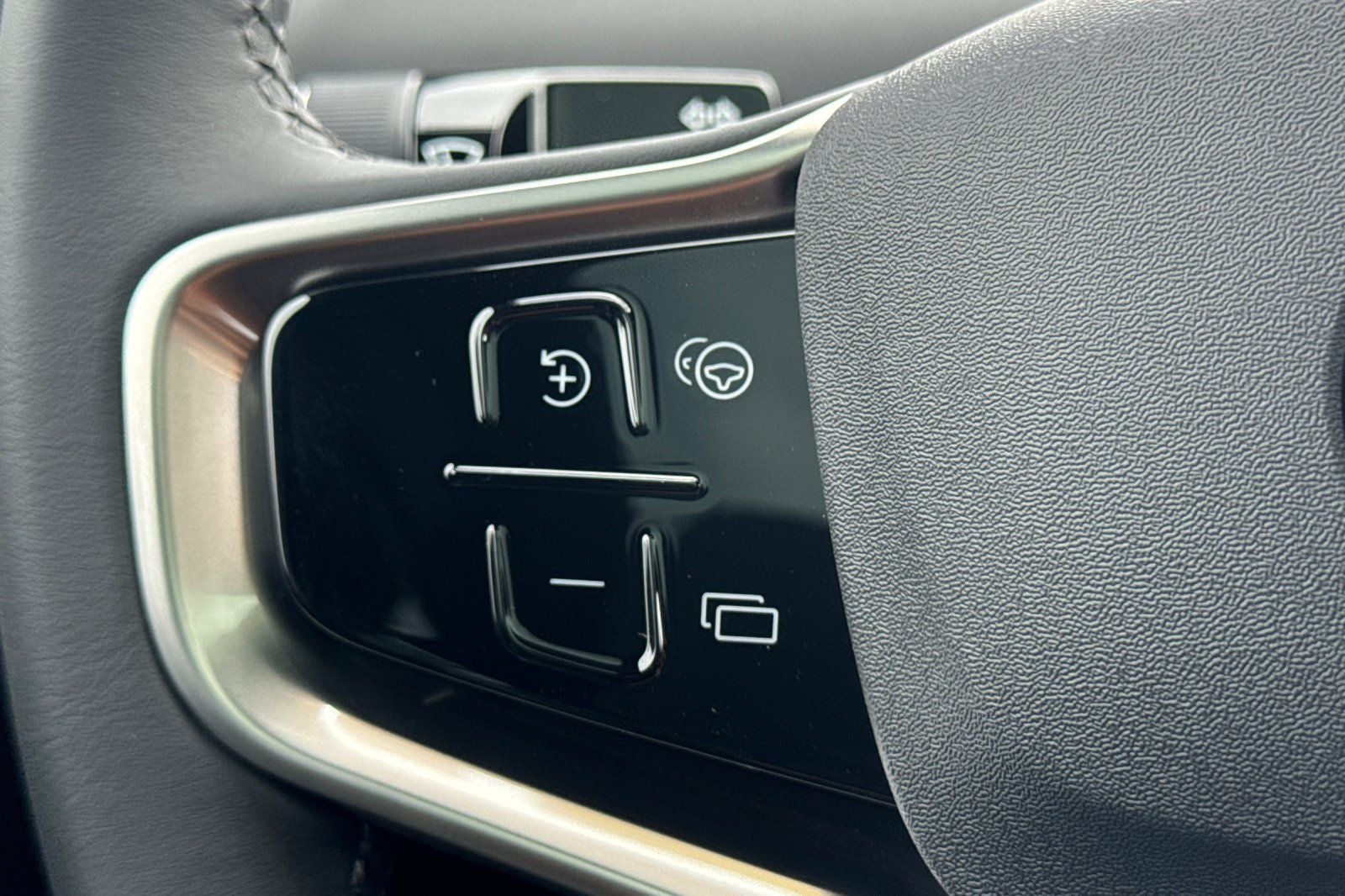 2026 Volvo EX30 Twin Motor Performance Plus