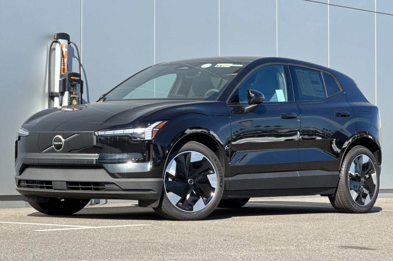 2025 Volvo EX30 Twin Motor Performance Plus