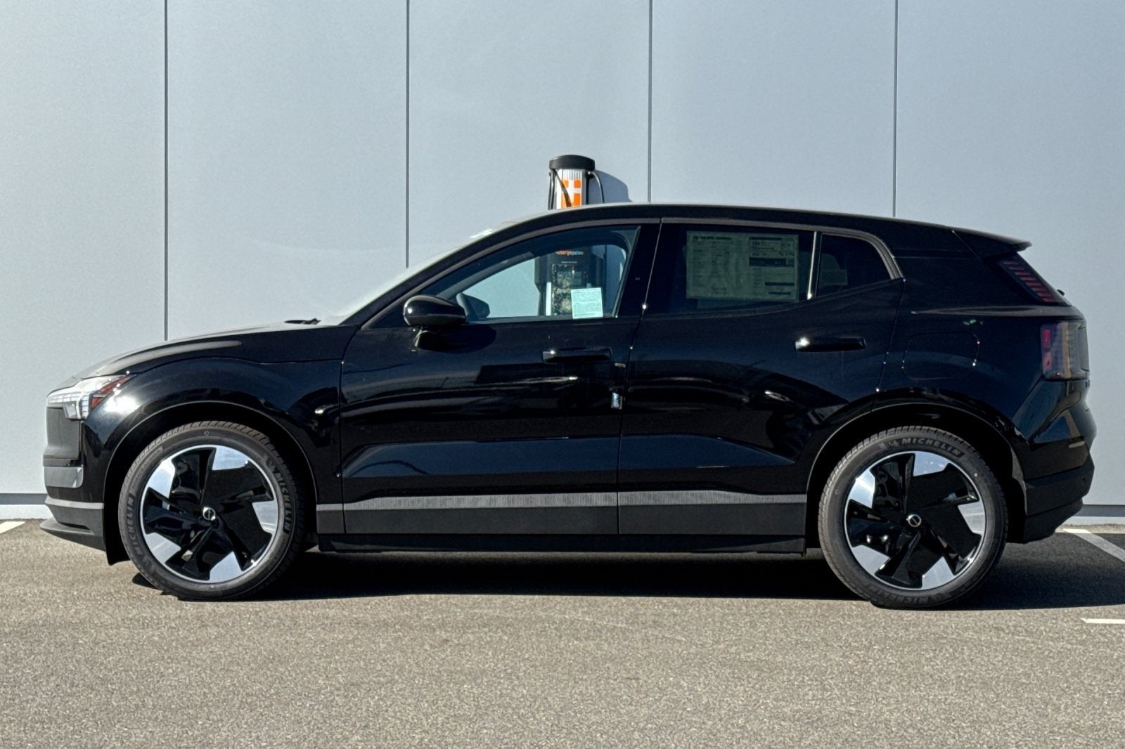 2025 Volvo EX30 Twin Motor Performance Plus