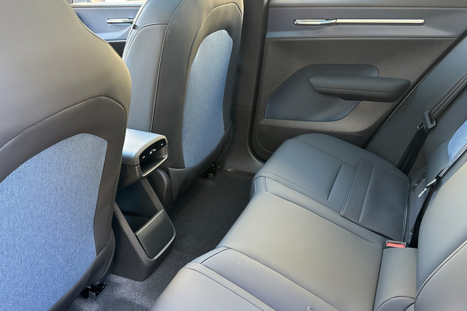 2026 Volvo EX30 Twin Motor Performance Plus