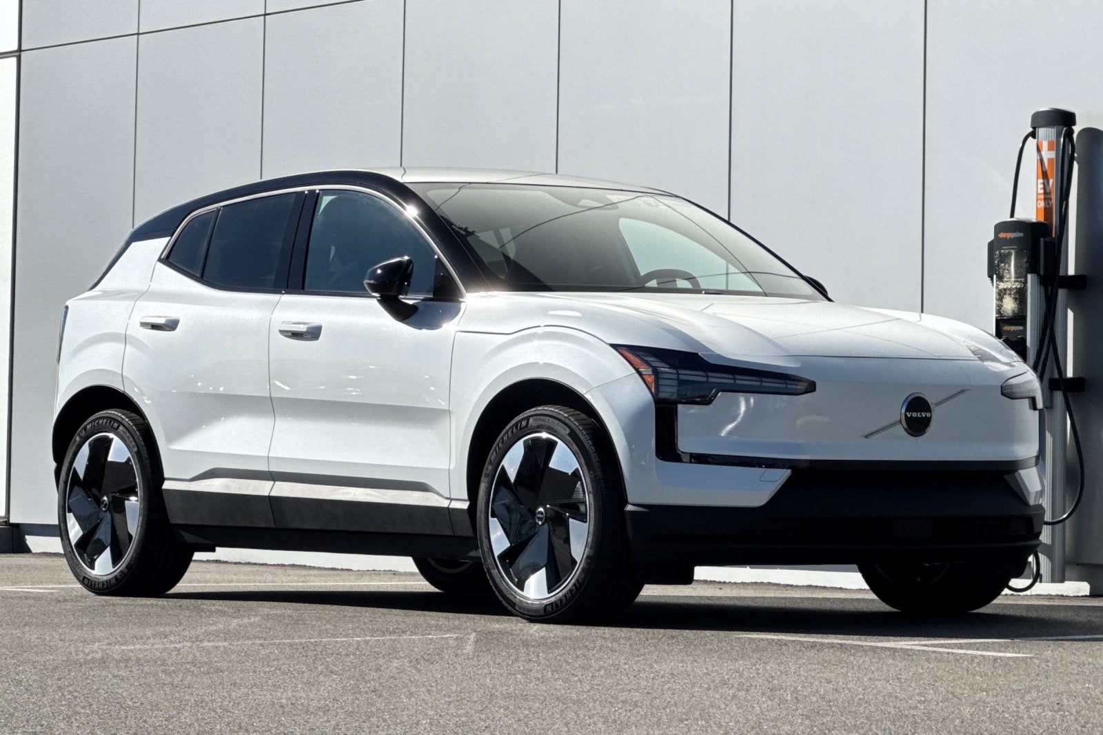 2026 Volvo EX30 Twin Motor Performance Plus