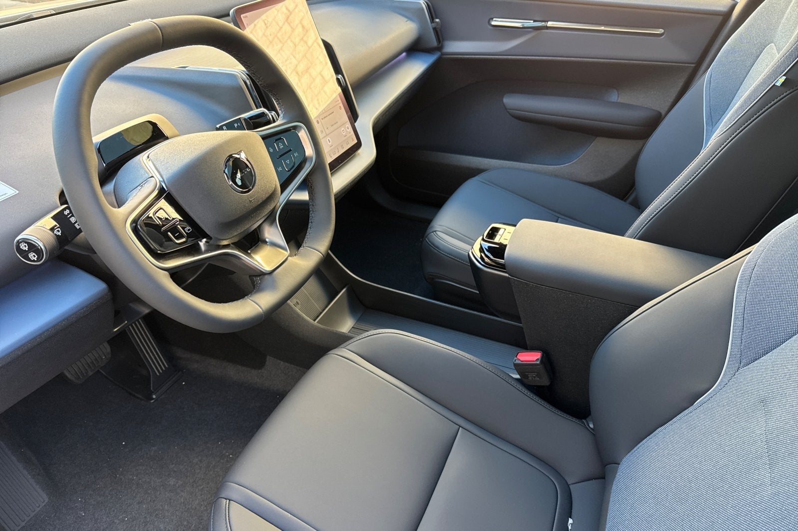 2026 Volvo EX30 Twin Motor Performance Plus