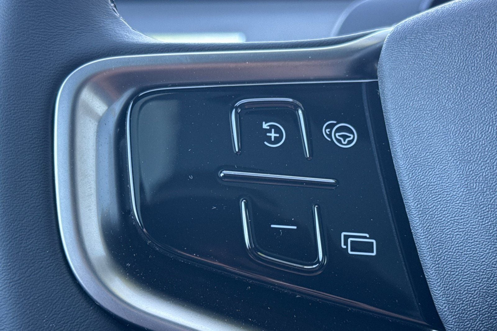 2026 Volvo EX30 Twin Motor Performance Plus