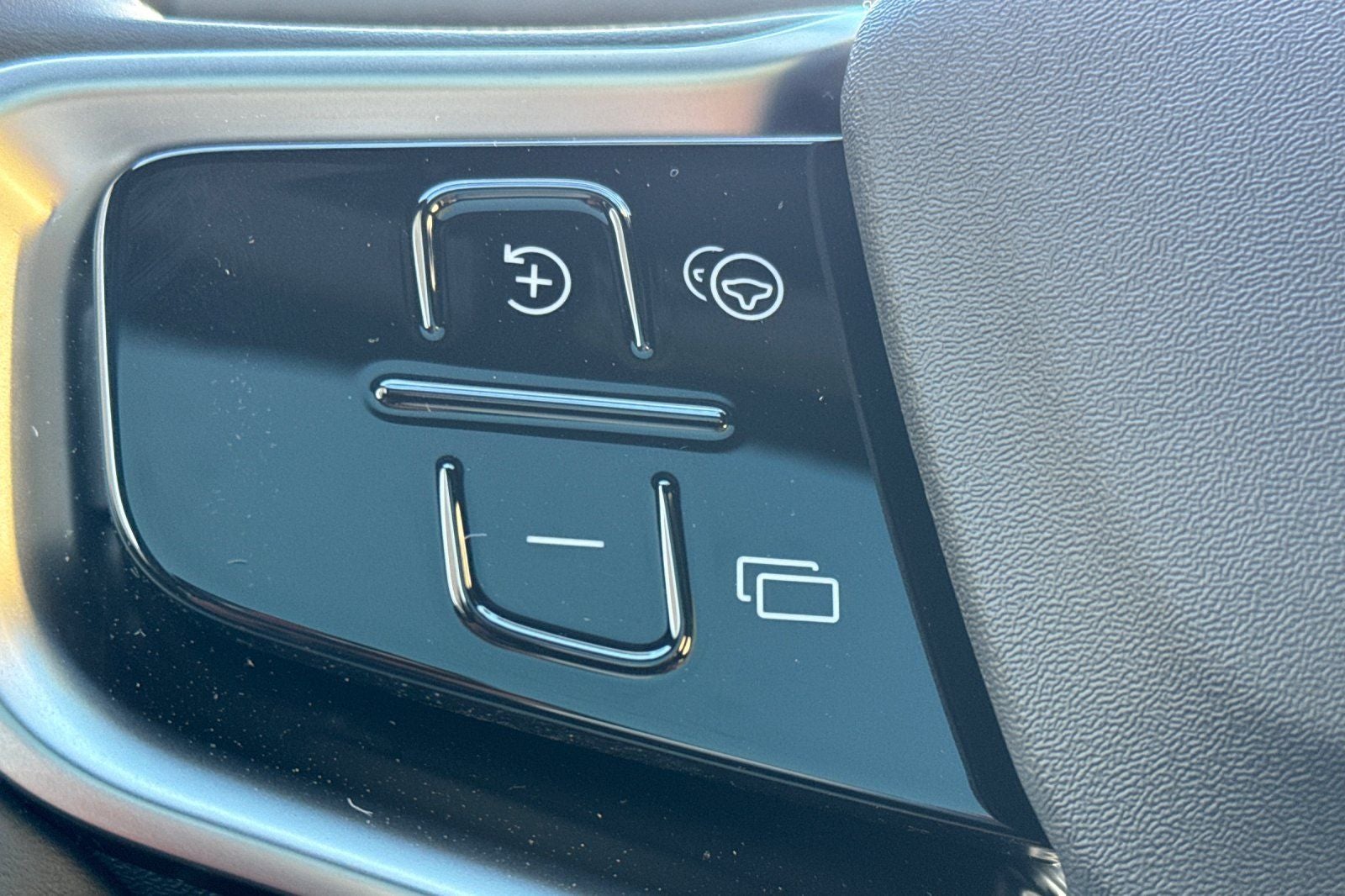 2026 Volvo EX30 Twin Motor Performance Plus