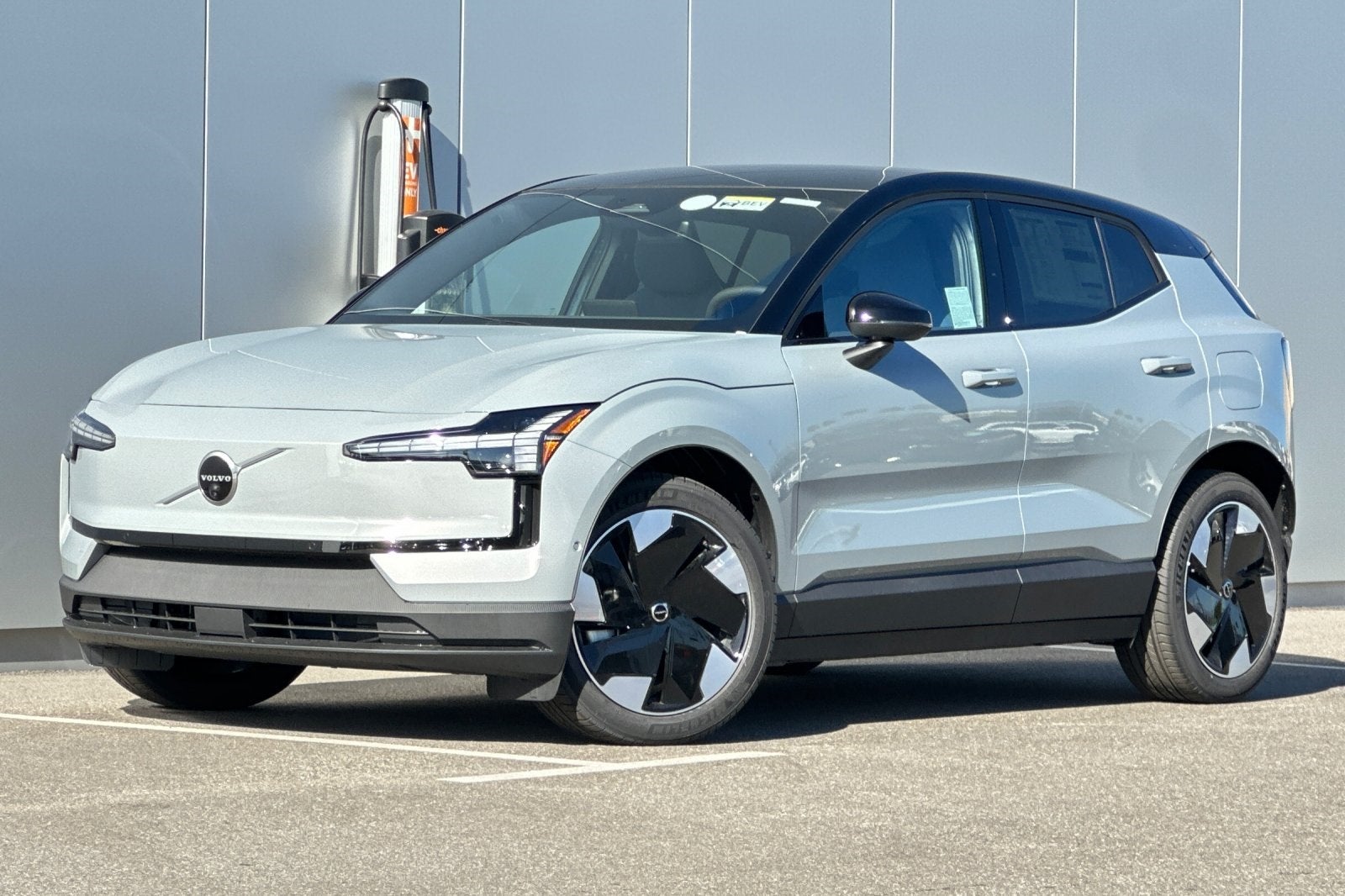 2026 Volvo EX30 Twin Motor Performance Ultra