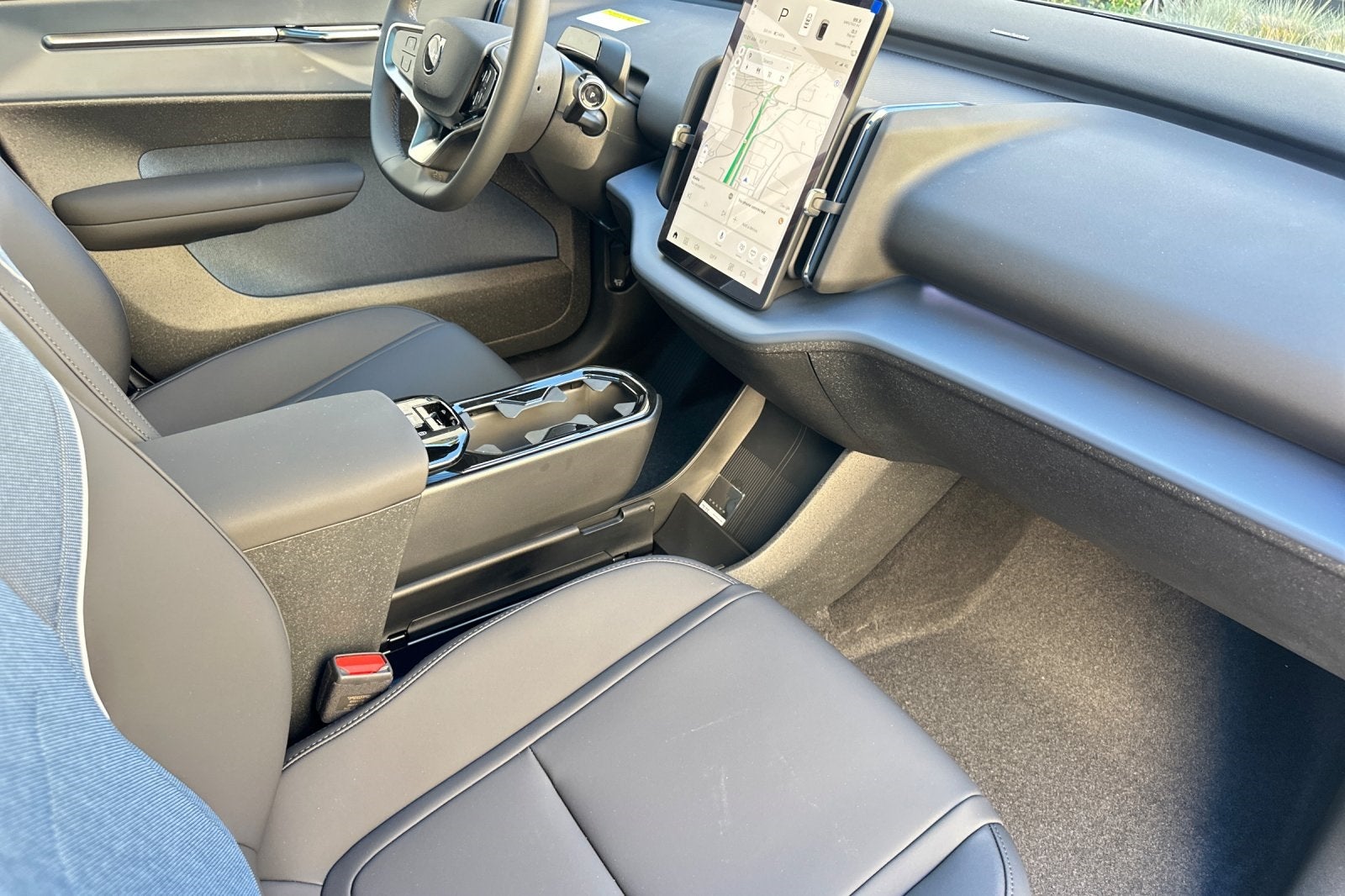 2026 Volvo EX30 Twin Motor Performance Ultra