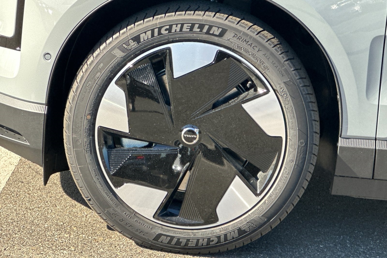 2026 Volvo EX30 Twin Motor Performance Ultra