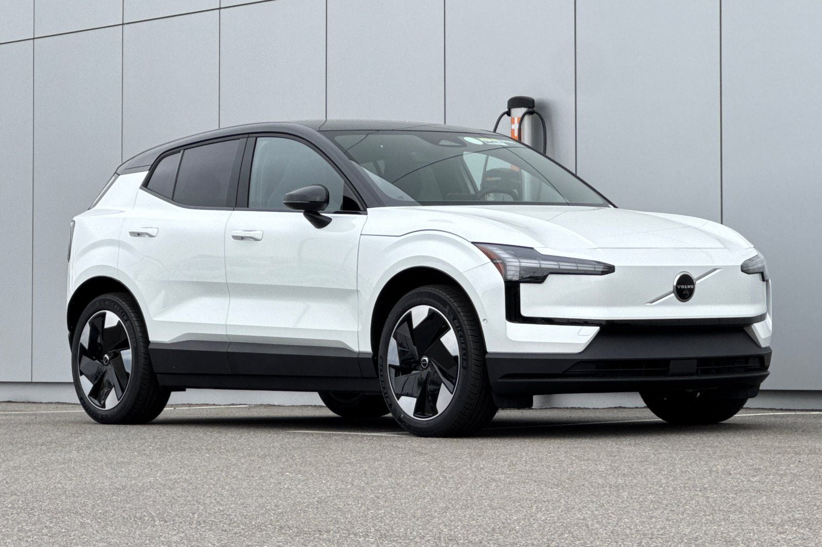 2026 Volvo EX30 Twin Motor Performance Ultra