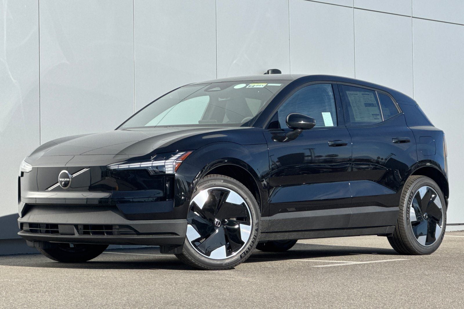 2026 Volvo EX30 Twin Motor Performance Ultra