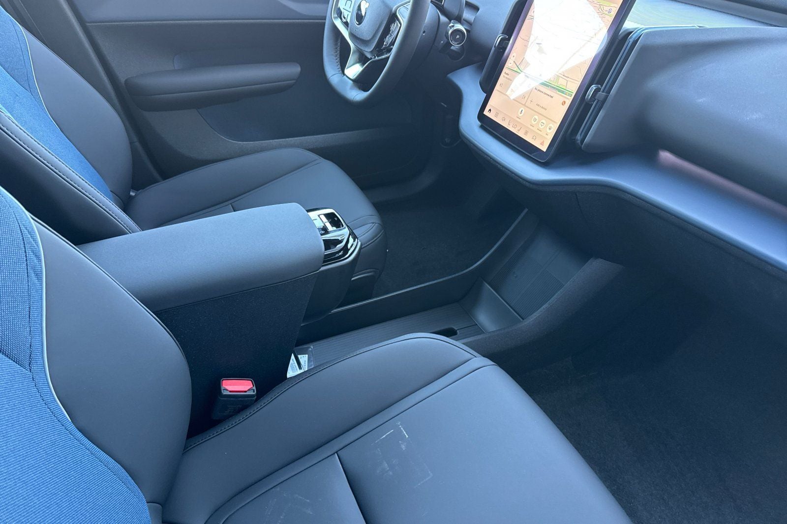 2026 Volvo EX30 Twin Motor Performance Ultra