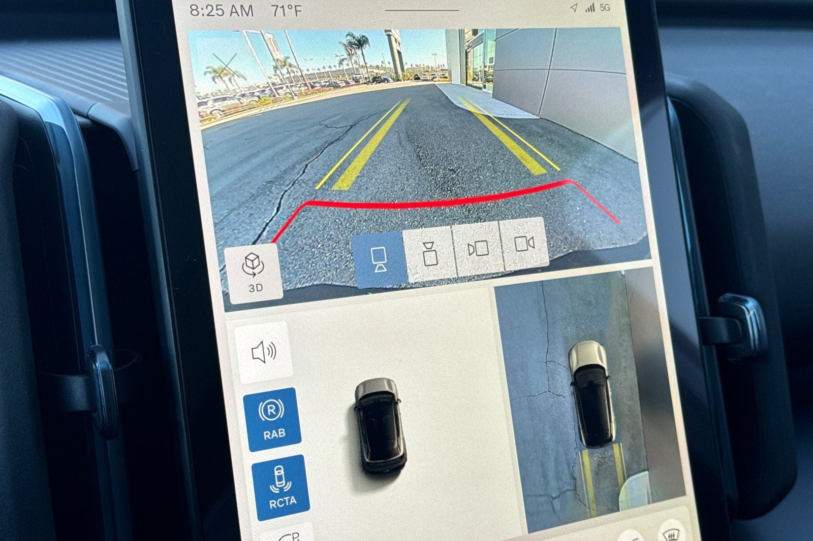 2026 Volvo EX30 Twin Motor Performance Ultra