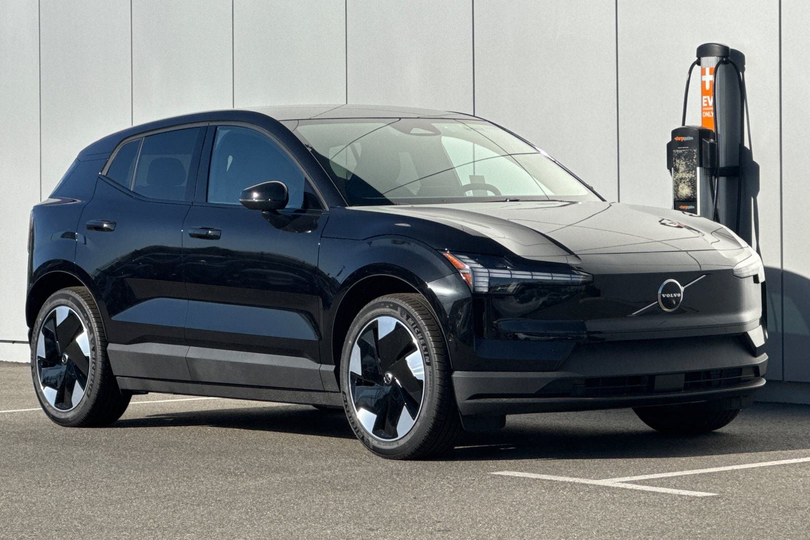 2026 Volvo EX30 Twin Motor Performance Ultra