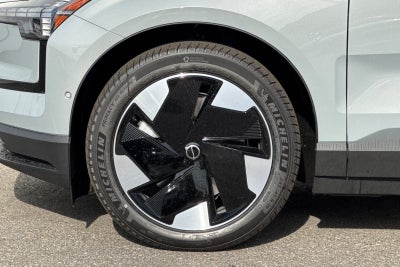 2026 Volvo EX30 Twin Motor Performance Ultra