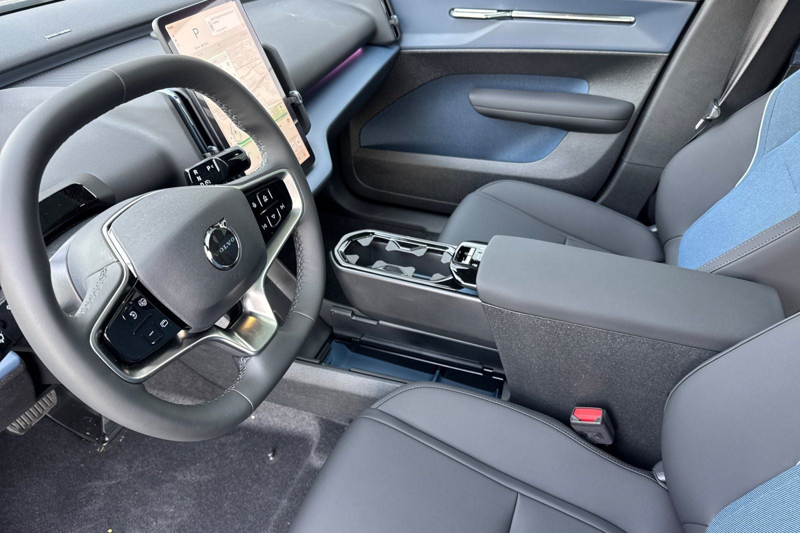 2026 Volvo EX30 Twin Motor Performance Ultra