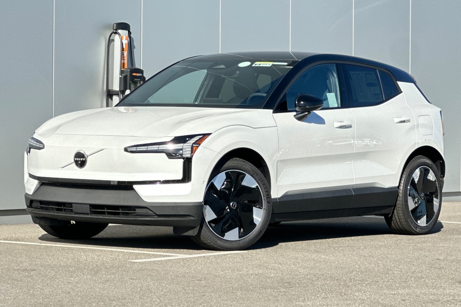 2025 Volvo EX30 Twin Motor Performance Ultra