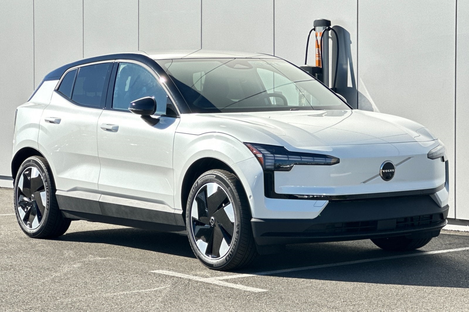 2025 Volvo EX30 Twin Motor Performance Ultra