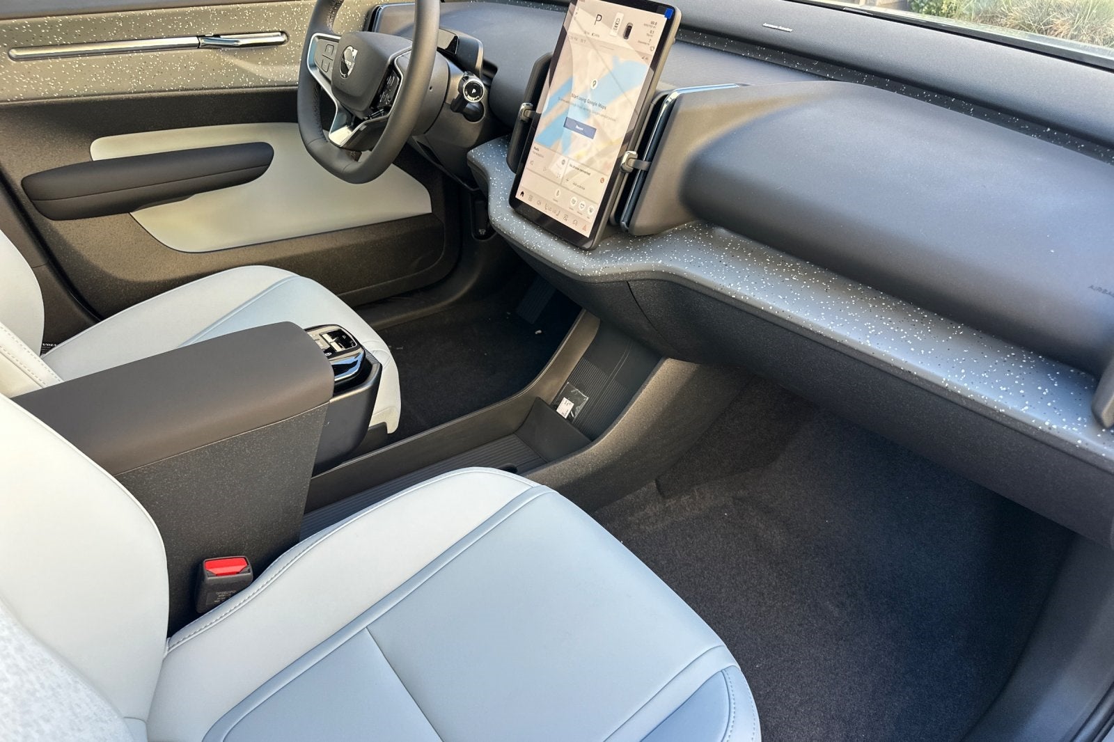 2025 Volvo EX30 Twin Motor Performance Ultra