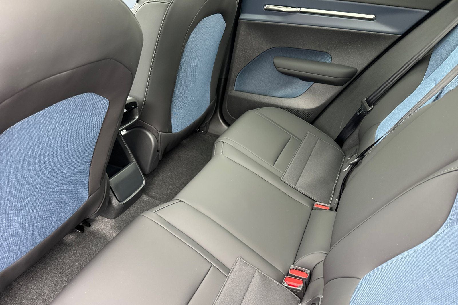 2026 Volvo EX30 Twin Motor Performance Ultra