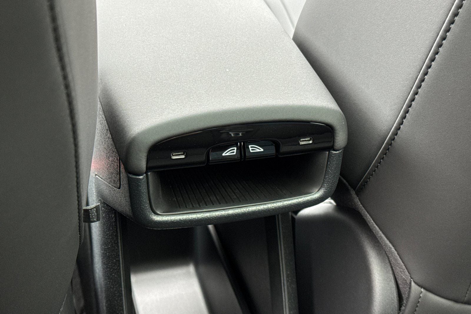 2026 Volvo EX30 Twin Motor Performance Ultra