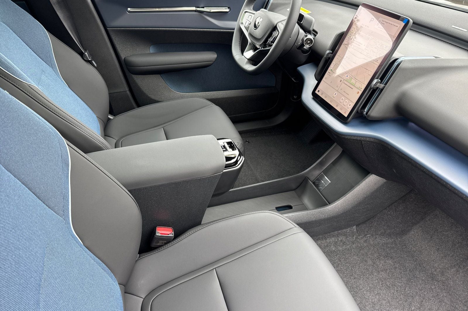 2026 Volvo EX30 Twin Motor Performance Ultra