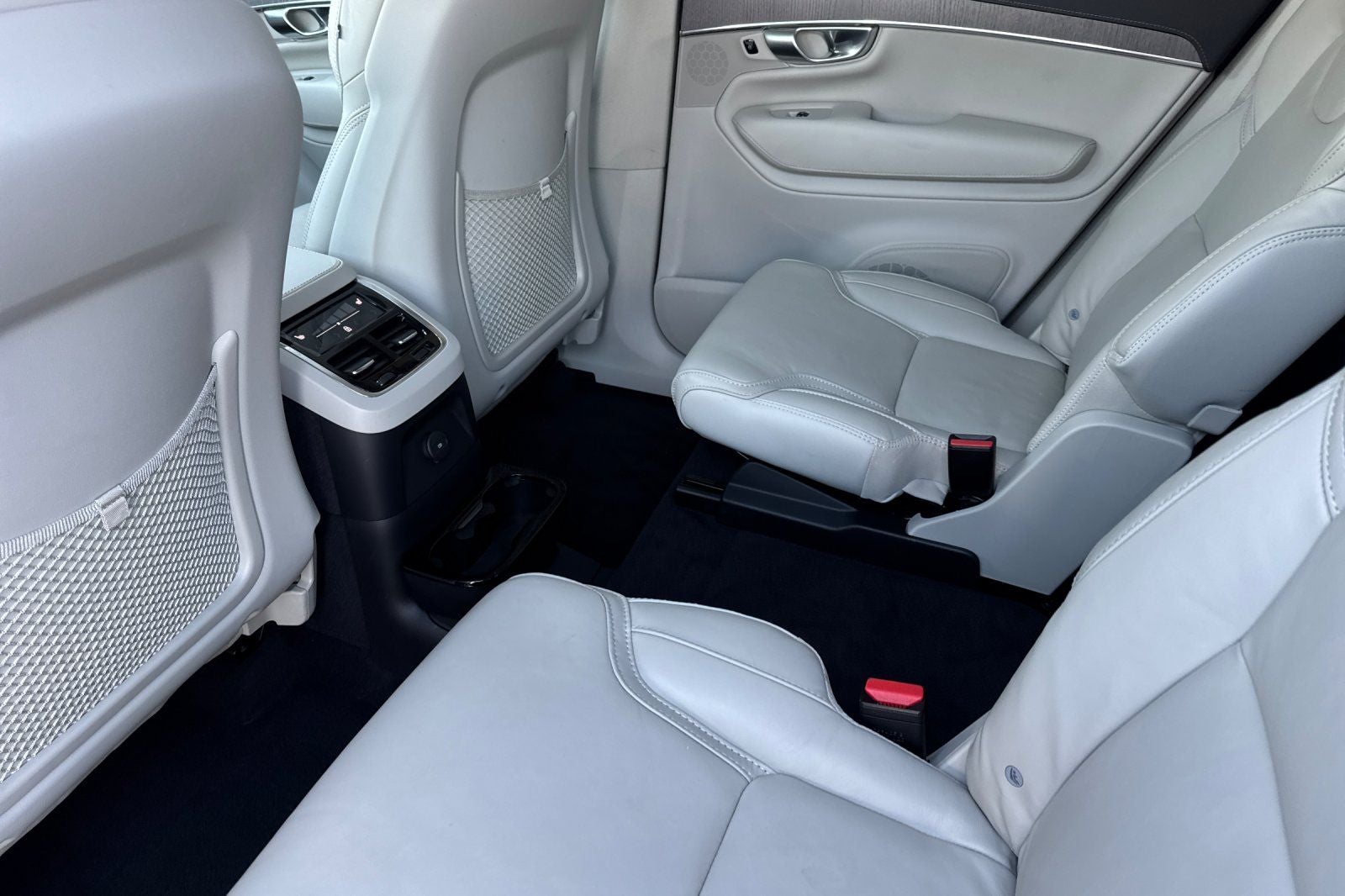 2023 Volvo XC90 Recharge Plug-In Hybrid Ultimate
