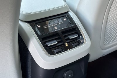 2023 Volvo XC90 Recharge Plug-In Hybrid Ultimate