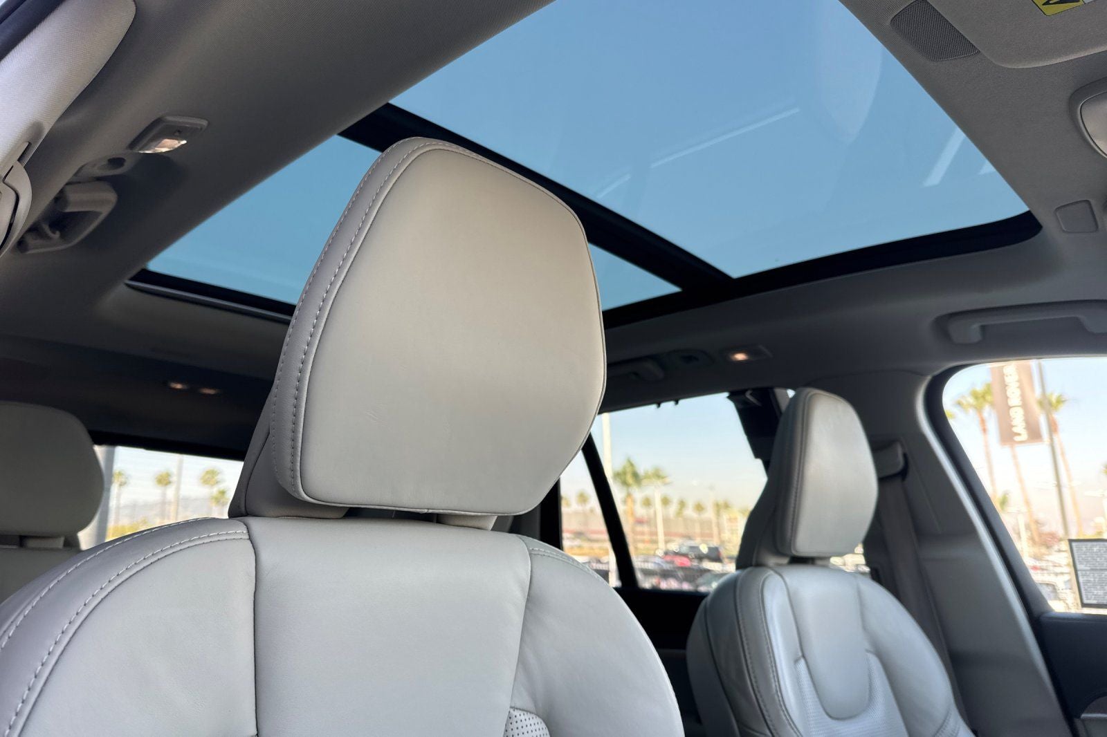 2023 Volvo XC90 Recharge Plug-In Hybrid Ultimate