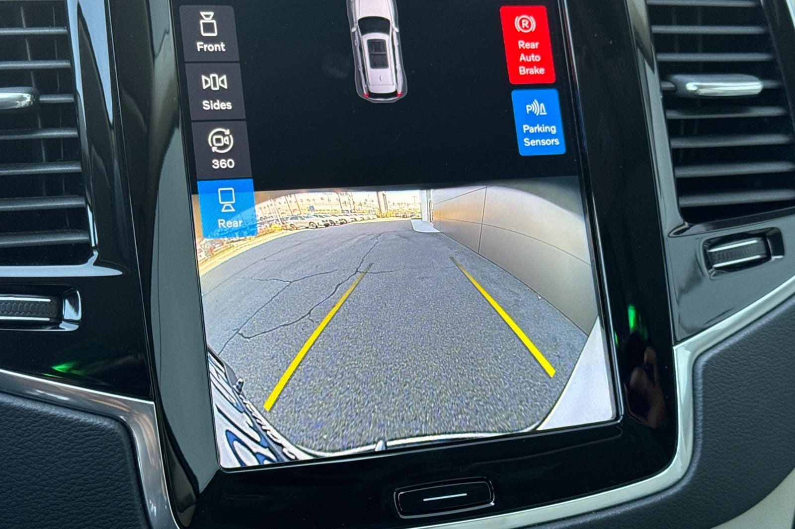 2023 Volvo XC90 Recharge Plug-In Hybrid Ultimate