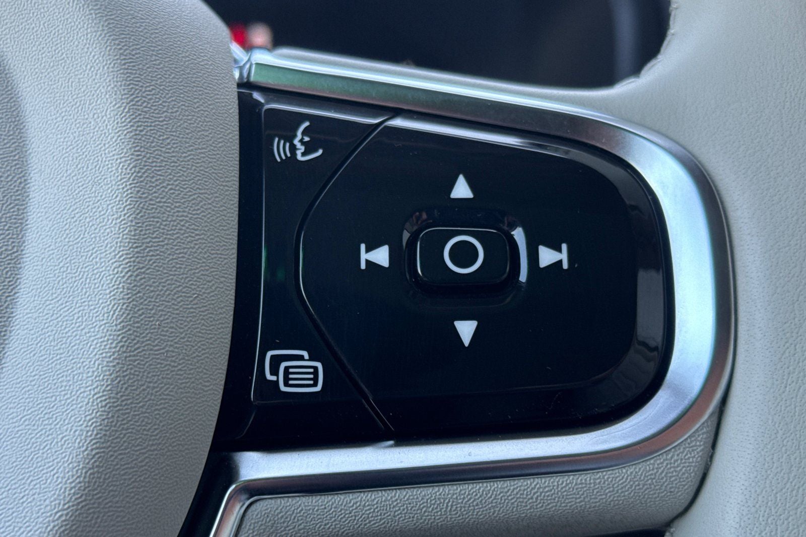 2023 Volvo XC90 Recharge Plug-In Hybrid Ultimate