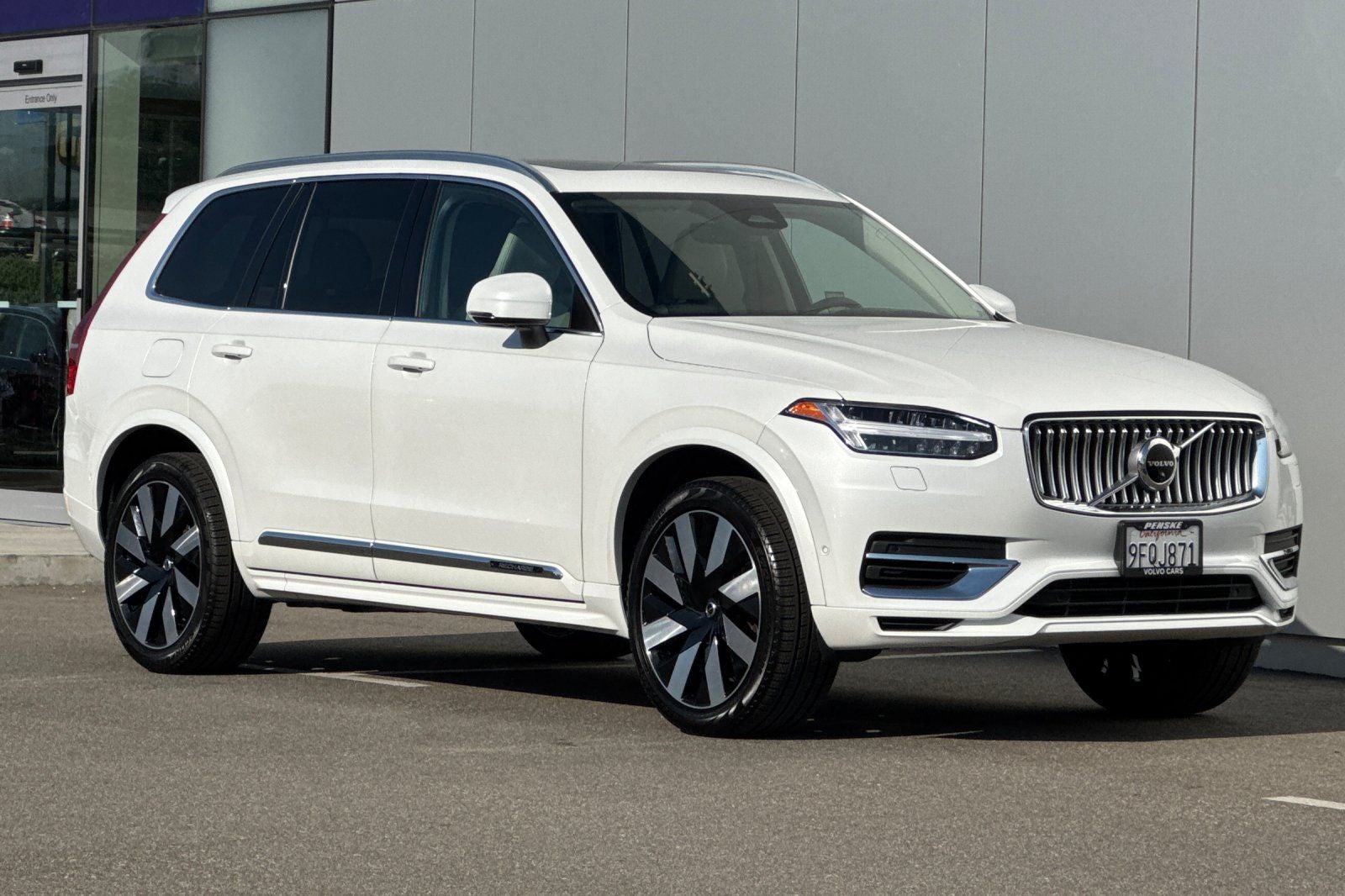 2023 Volvo XC90 Recharge Plug-In Hybrid Ultimate