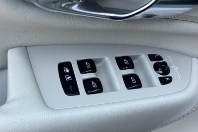 2023 Volvo XC90 Recharge Plug-In Hybrid Ultimate