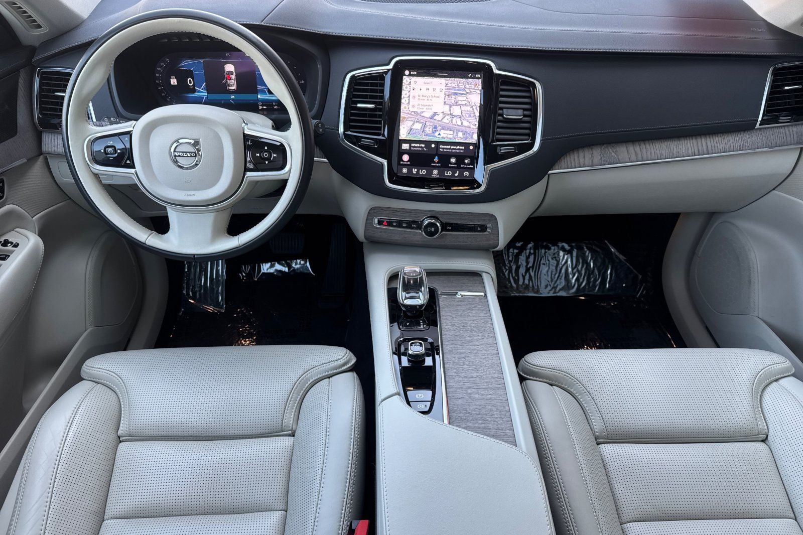 2023 Volvo XC90 Recharge Plug-In Hybrid Ultimate
