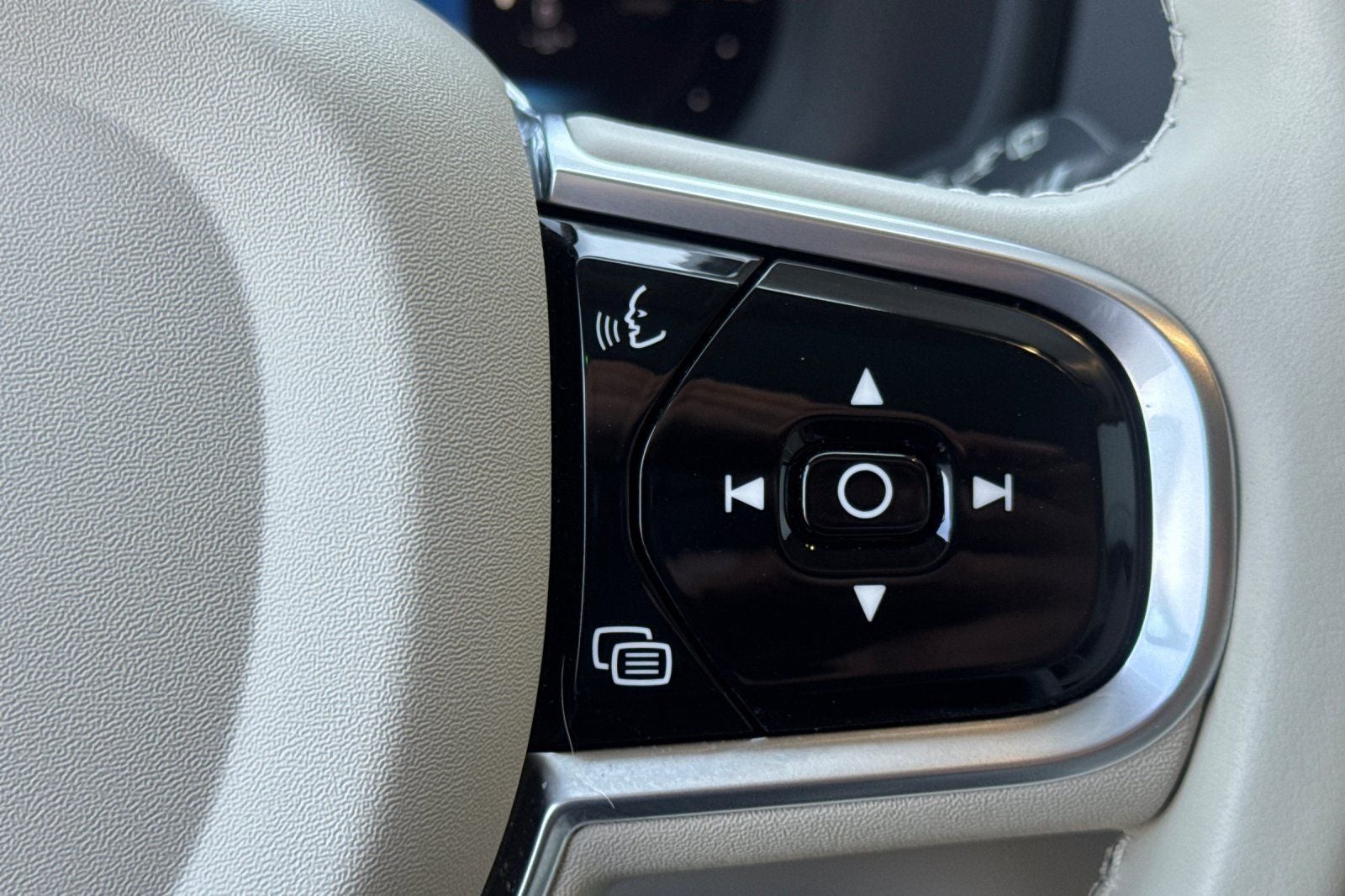 2023 Volvo XC90 Recharge Plug-In Hybrid Ultimate