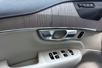 2023 Volvo XC90 Recharge Plug-In Hybrid Ultimate